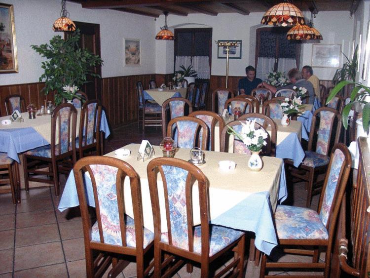 Hotel Drei Koenige Neckarbischofsheim Ngoại thất bức ảnh