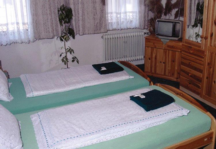 Hotel Drei Koenige Neckarbischofsheim Ngoại thất bức ảnh